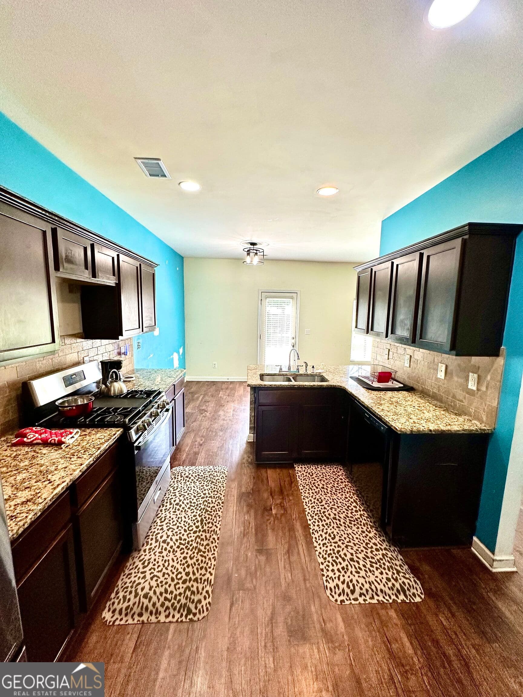 5 bedroom, 3 bathroom, 2,556 sq ft single family residence for sale at 5811 Rex Ridge Parkway, Rex, GA 30273 — photo 5