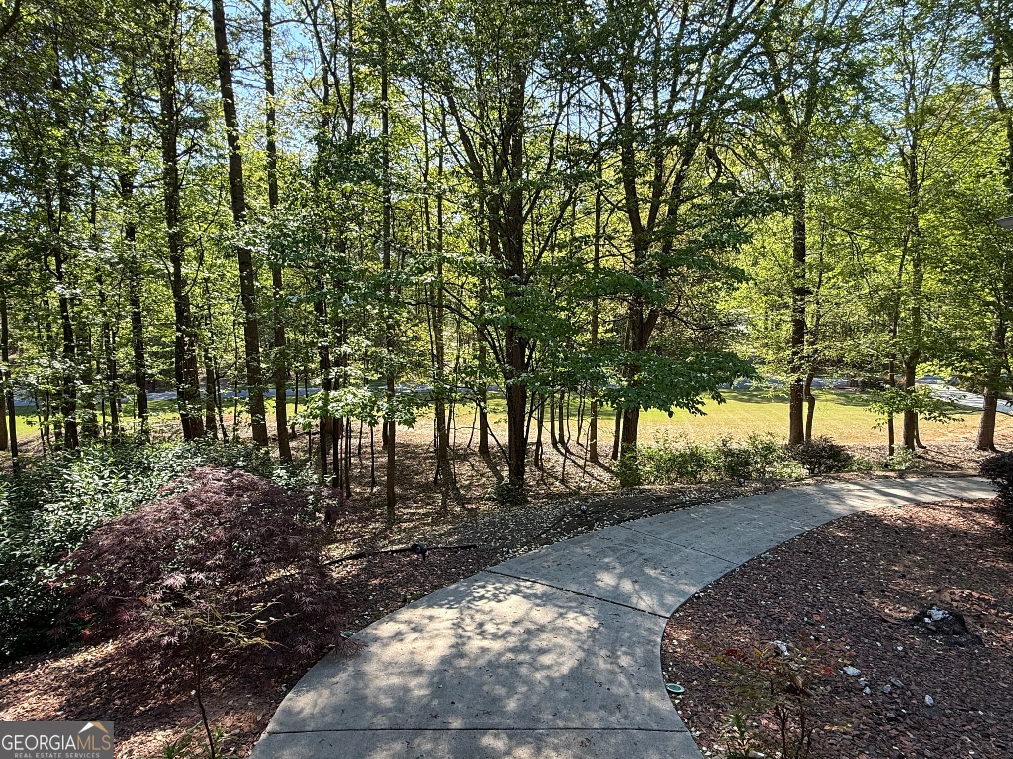 5 bedroom, 3.5 bathroom, 3,972 sq ft single family residence for sale at 351 Antrim Glen Road, Hoschton, GA 30548 — photo 7