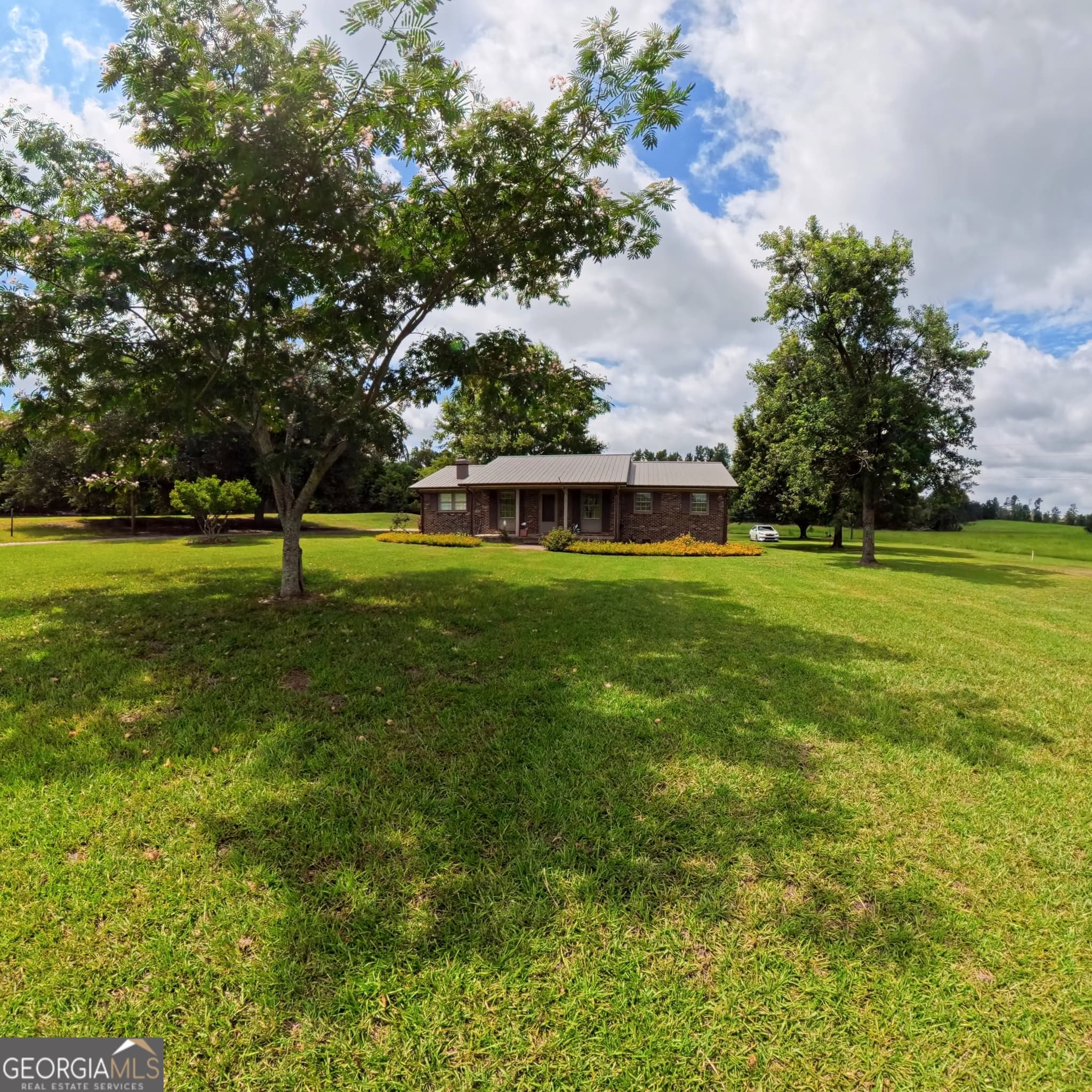 3 bedroom, 2 bathroom, 1,911 sq ft single family residence for sale at 2160 Bostic Mill Road, Bartow, GA 30413 — photo 4
