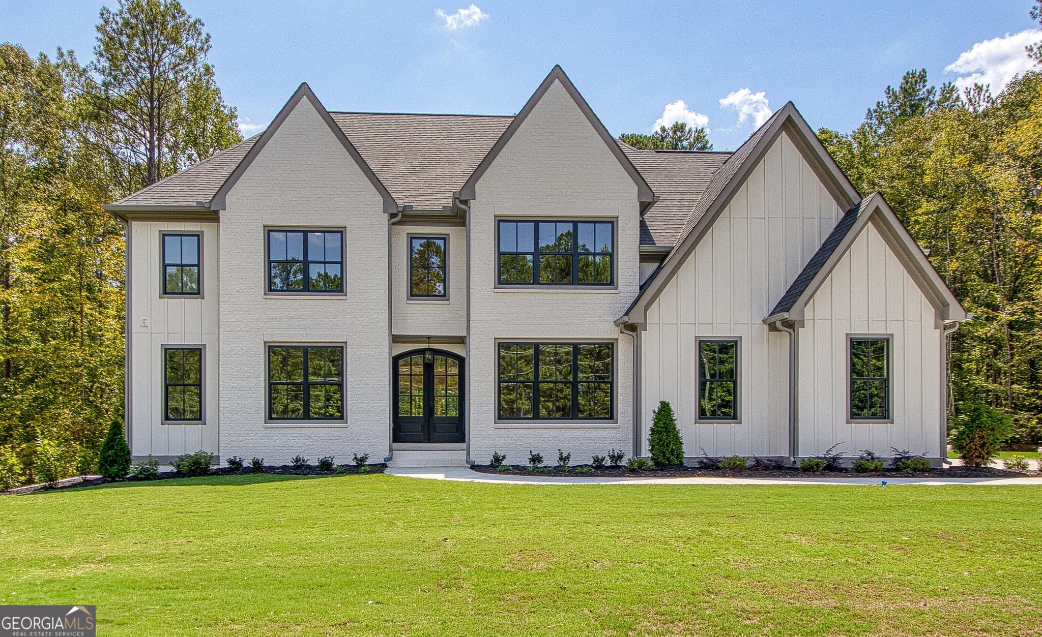 5 bedroom, 5.5 bathroom, 4,732 sq ft single family residence for sale at 614 Morgan Mill Road, Senoia, GA 30276