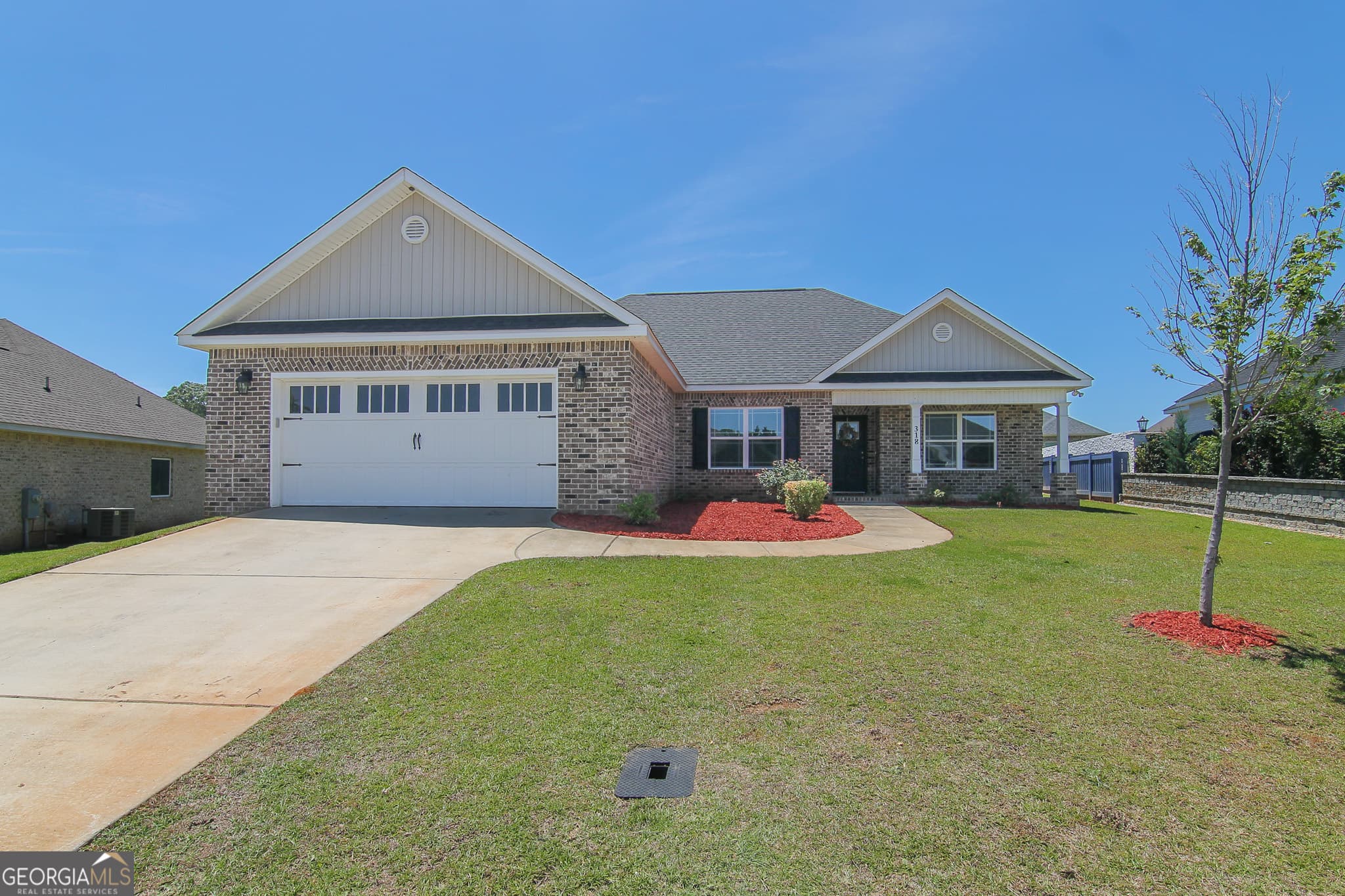5 bedroom, 3 bathroom, 1,963 sq ft single family residence sold at 318 Weston Drive, Kathleen, GA 31047