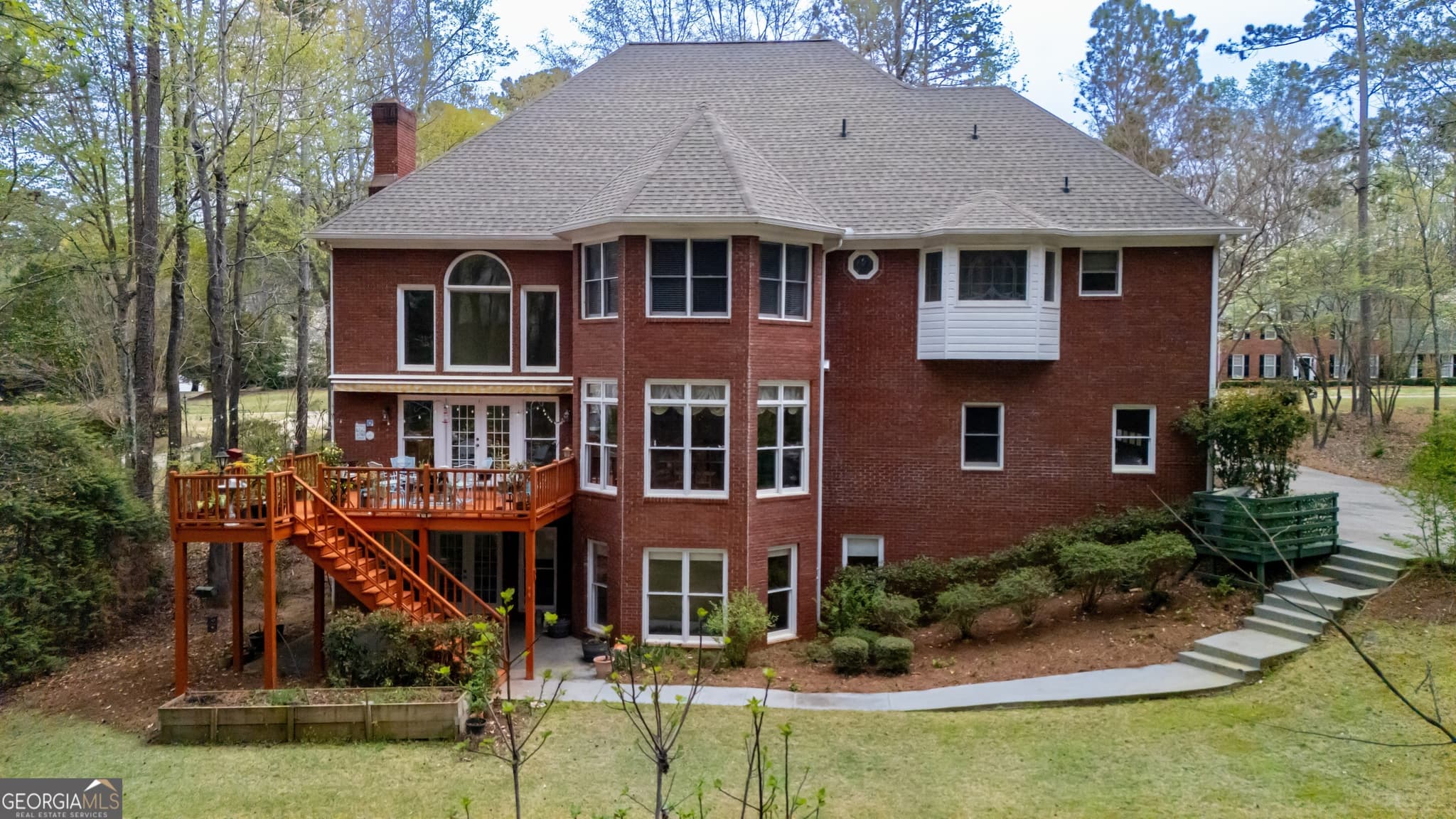 5 bedroom, 4.5 bathroom, 6,372 sq ft single family residence for sale at 107 Windridge, Lagrange, GA 30240 — photo 2