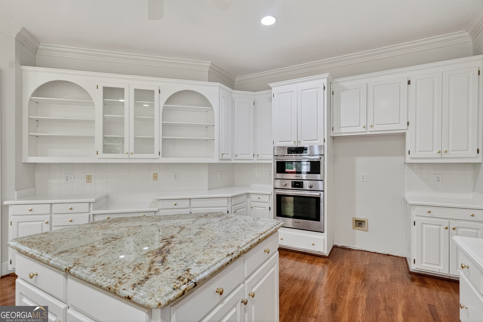 5 bedroom, 4.5 bathroom, 6,372 sq ft single family residence for sale at 107 Windridge, Lagrange, GA 30240 — photo 6