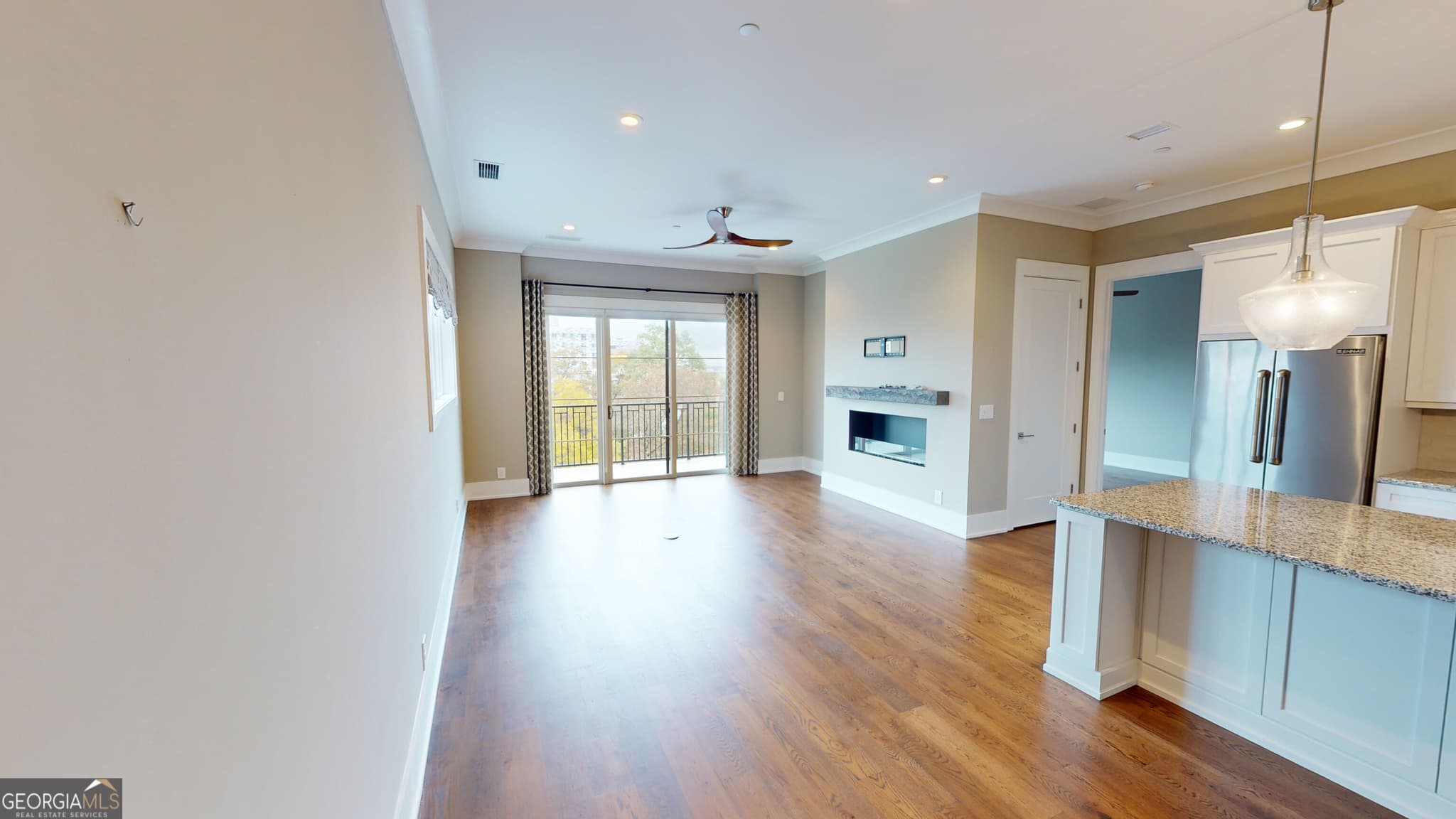 3 bedroom, 2 bathroom, 1,520 sq ft condominium for sale at 110 N Markley Street 407, Greenville, SC 29601 — photo 7