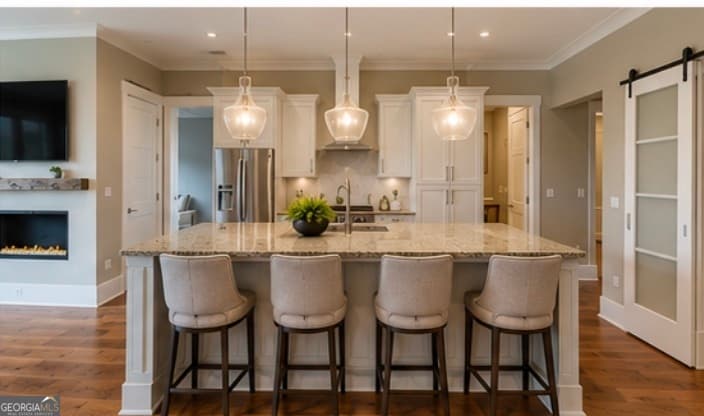 3 bedroom, 2 bathroom, 1,520 sq ft condominium for sale at 110 N Markley Street 407, Greenville, SC 29601 — photo 3