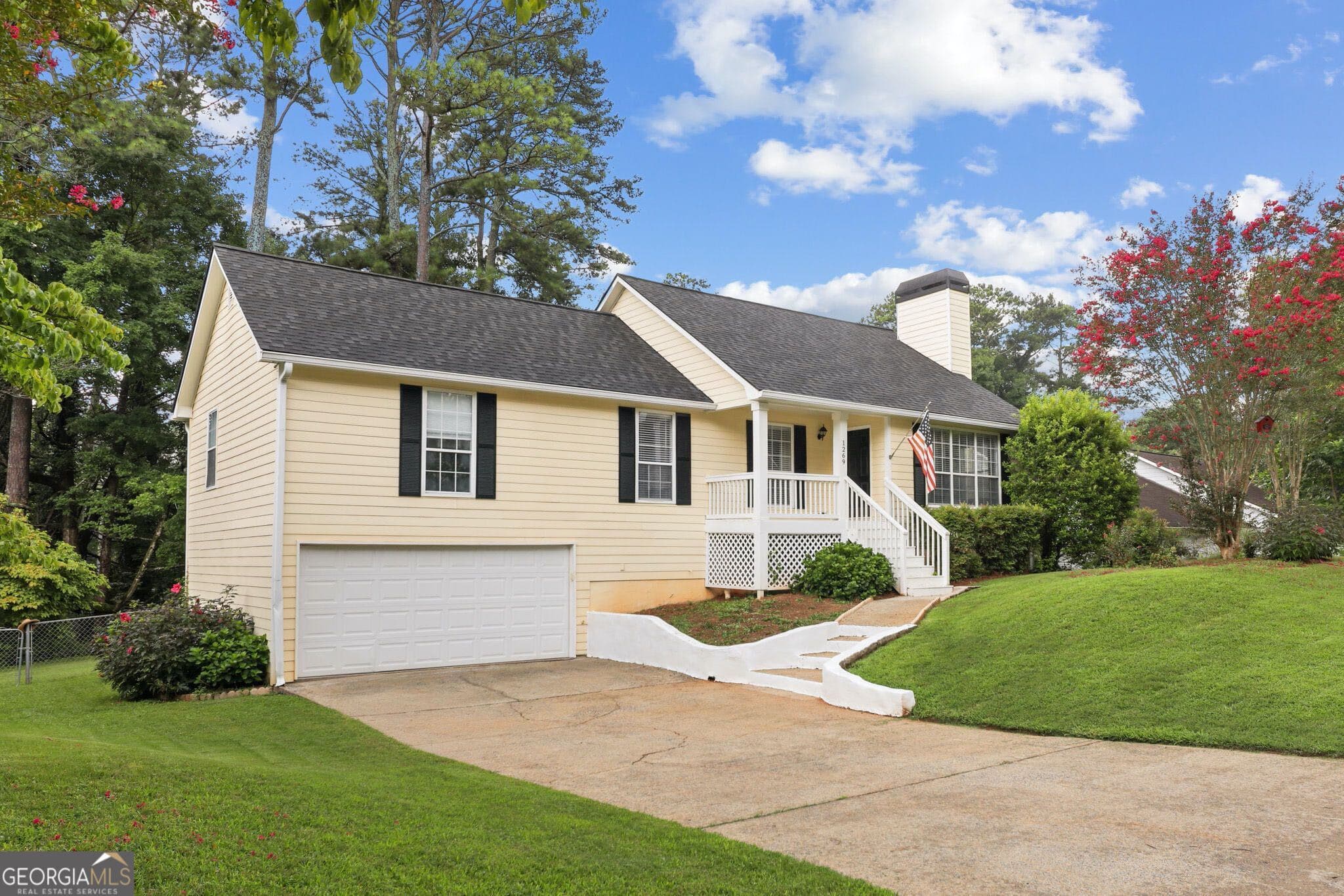 3 bedroom, 2 bathroom, 2,369 sq ft single family residence sold at 1269 Westover Trace, Acworth, GA 30102