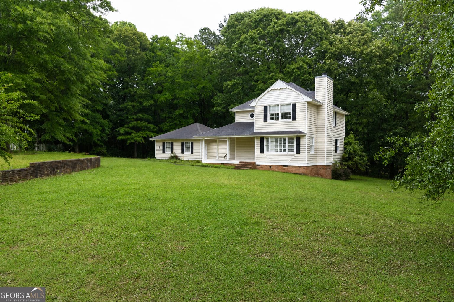 2 bedroom, 2.5 bathroom, 2,104 sq ft single family residence for sale at 124 David Drive, Thomaston, GA 30286 — photo 2