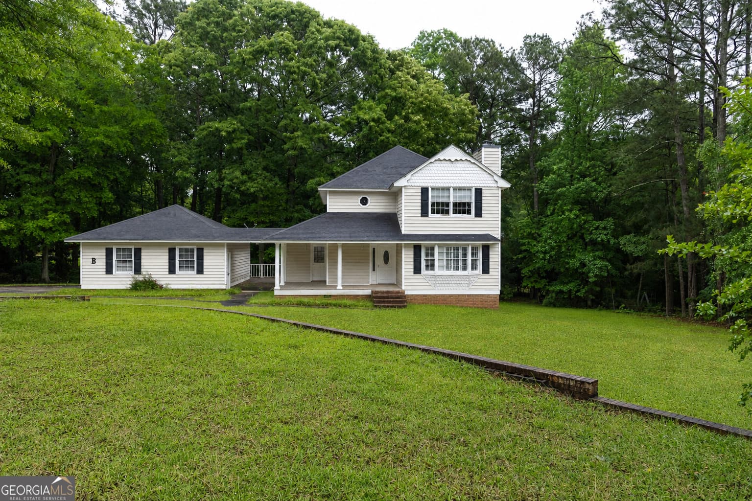 2 bedroom, 2.5 bathroom, 2,104 sq ft single family residence for sale at 124 David Drive, Thomaston, GA 30286