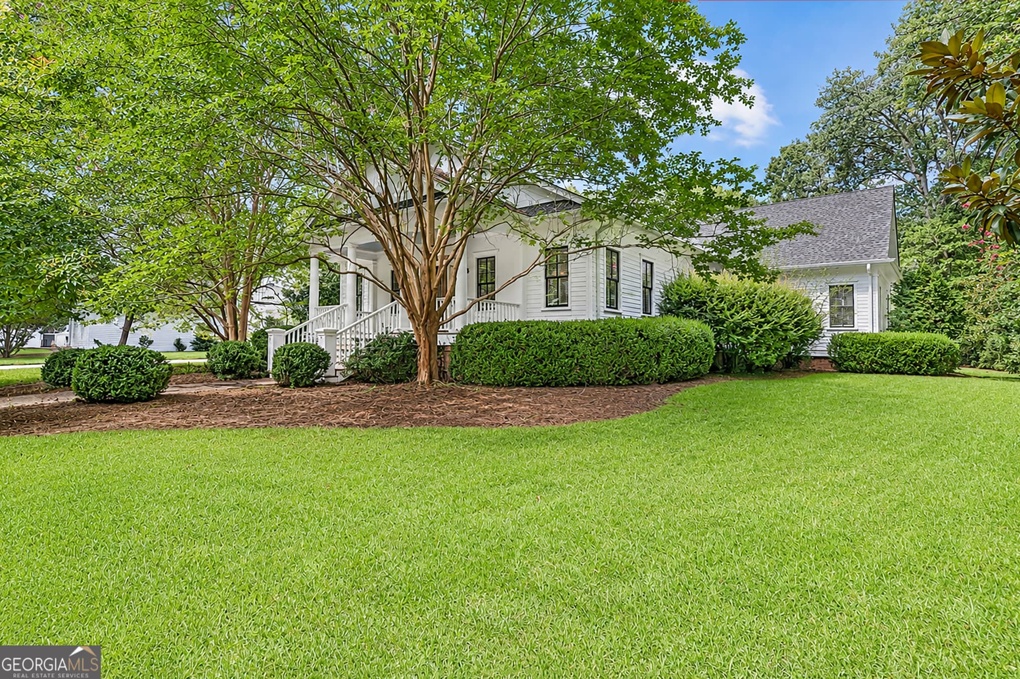 3 bedroom, 3 bathroom, 3,928 sq ft single family residence for sale at 763 Hunter Street, Madison, GA 30650 — photo 4