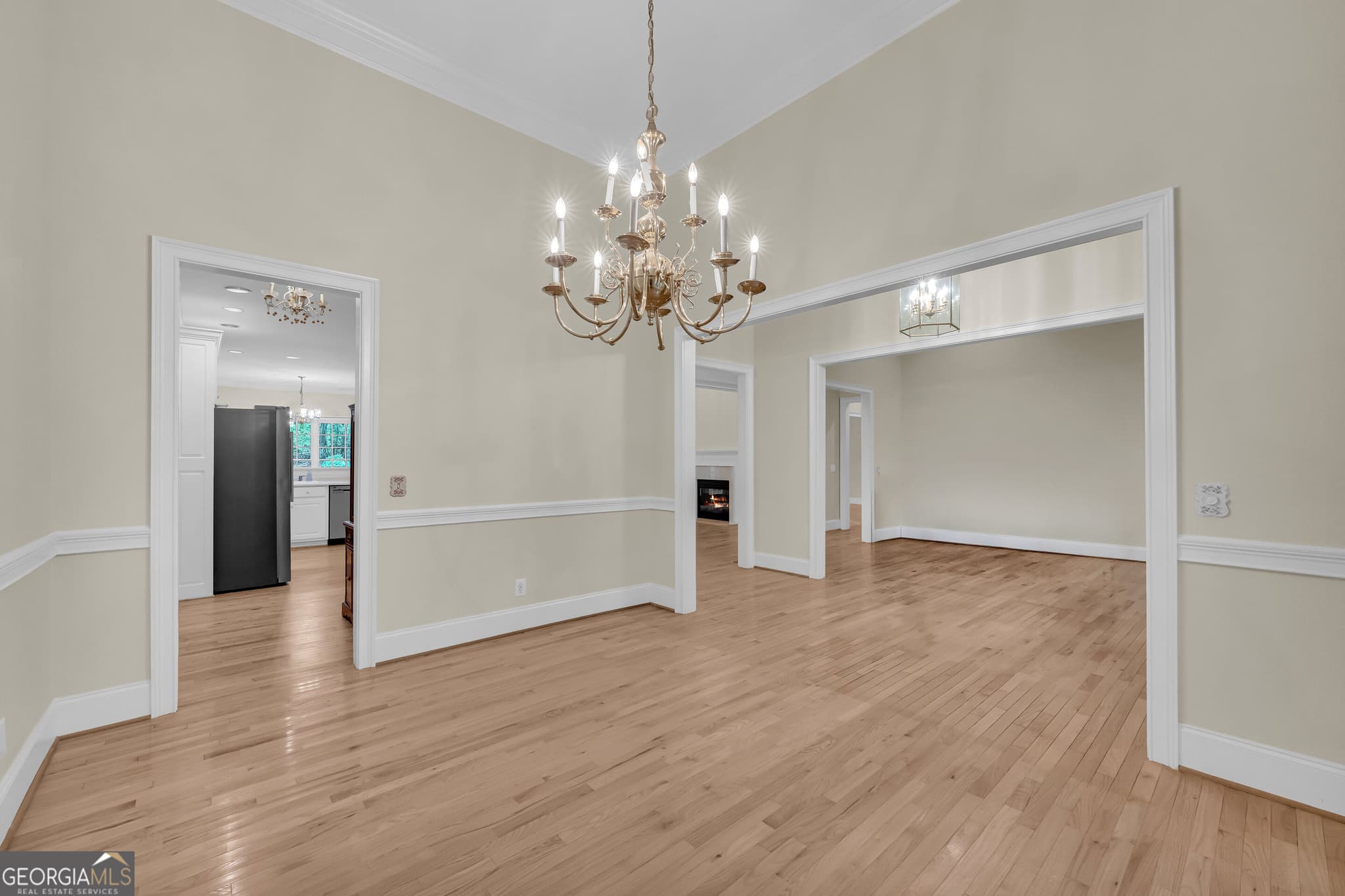 3 bedroom, 2.5 bathroom, 2,839 sq ft single family residence for sale at 122 Grand Oaks Drive, Clarkesville, GA 30523 — photo 8