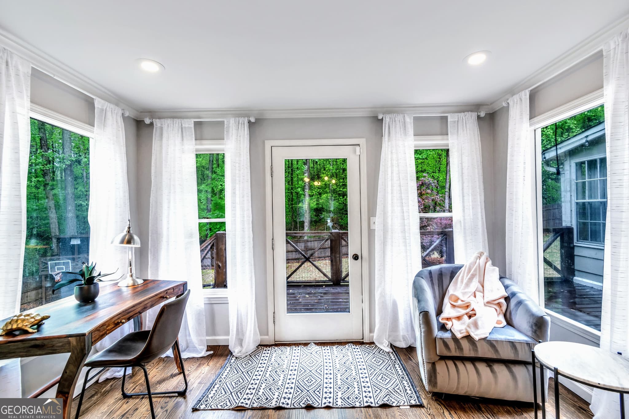 5 bedroom, 2.5 bathroom, 2,500 sq ft single family residence for rent at 2589 Bentbrook Court, Atlanta, GA 30360 for $8,400 a month — photo 8