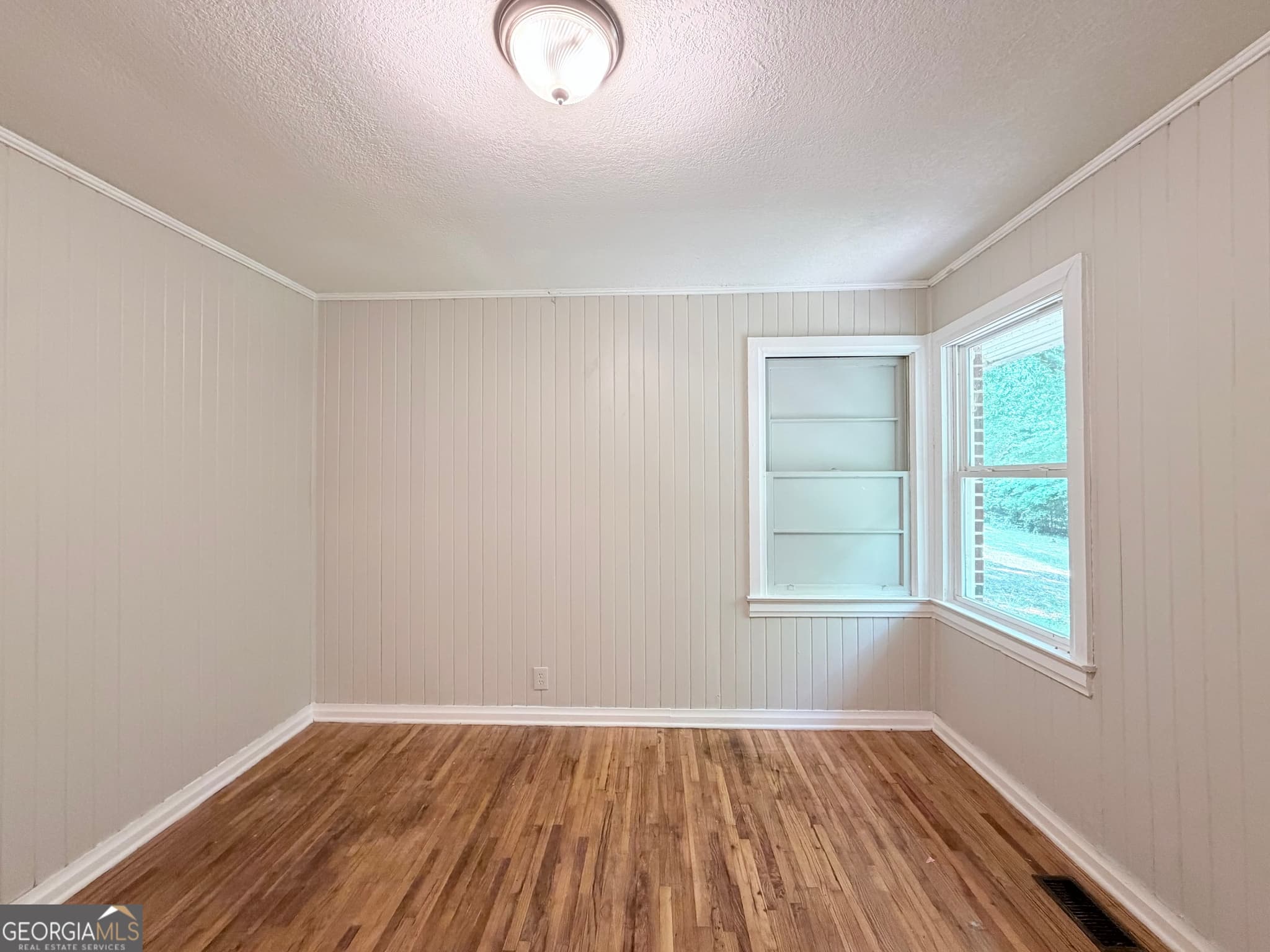 4 bedroom, 2 bathroom, 1,700 sq ft single family residence for sale at 57 Cade Street, Hartwell, GA 30643 — photo 9