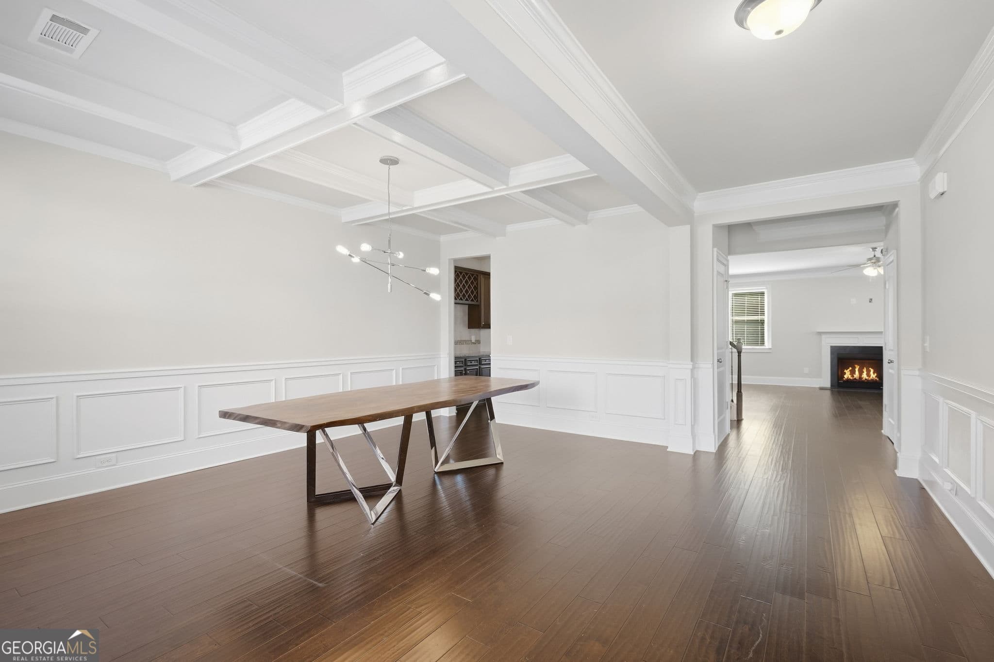 5 bedroom, 4 bathroom, 4,415 sq ft single family residence for sale at 4415 Mossbrook Circle, Alpharetta, GA 30004 — photo 8