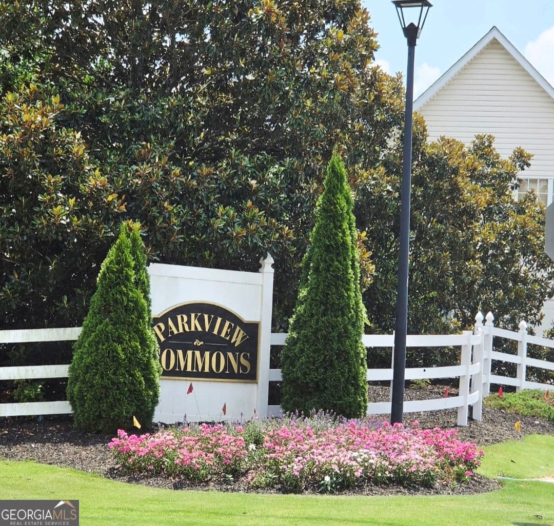 2 bedroom, 2.5 bathroom, 1,216 sq ft condominium for sale at 6723 Gallant Court 28, Mableton, GA 30126