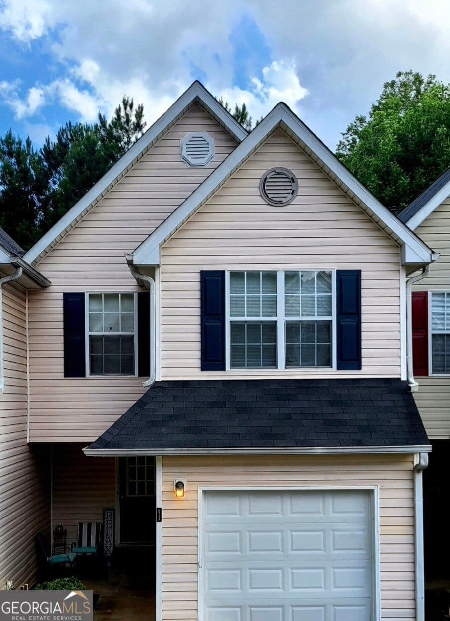 2 bedroom, 2.5 bathroom, 1,216 sq ft condominium for sale at 6723 Gallant Court 28, Mableton, GA 30126 — photo 4