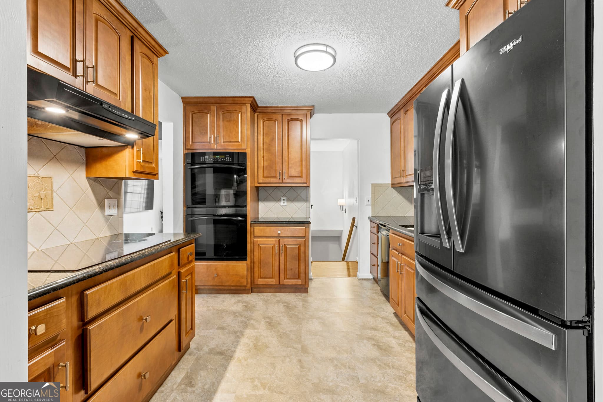 4 bedroom, 3 bathroom, 2,617 sq ft single family residence under contract at 11 E Larry Circle, Ringgold, GA 30736 — photo 6