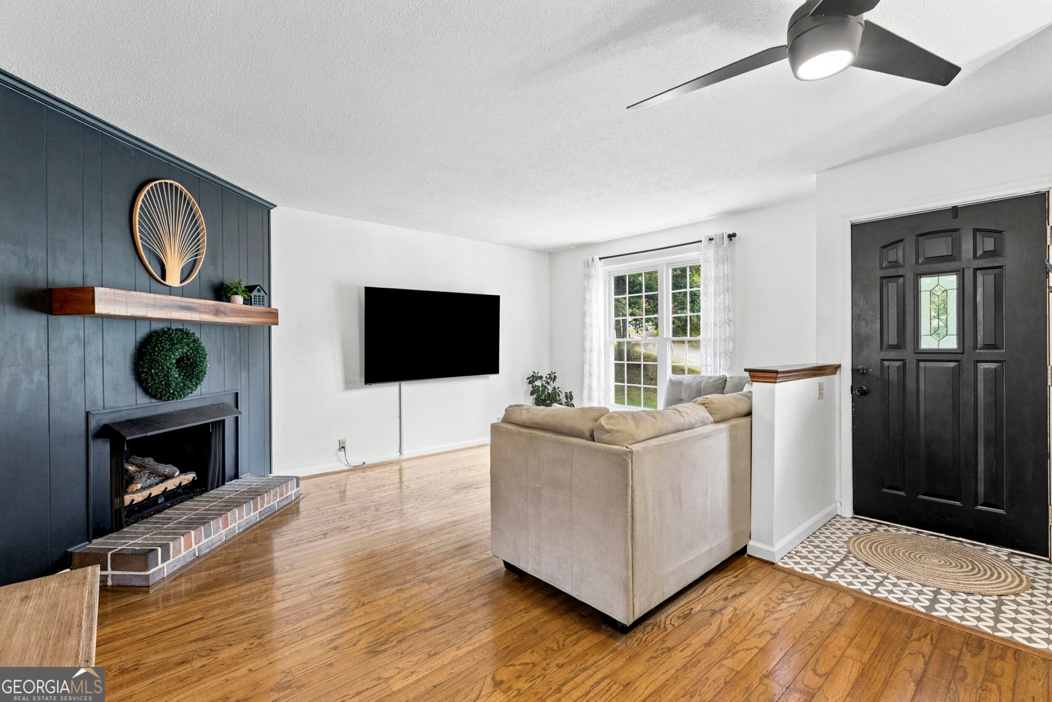 4 bedroom, 3 bathroom, 2,617 sq ft single family residence under contract at 11 E Larry Circle, Ringgold, GA 30736 — photo 3