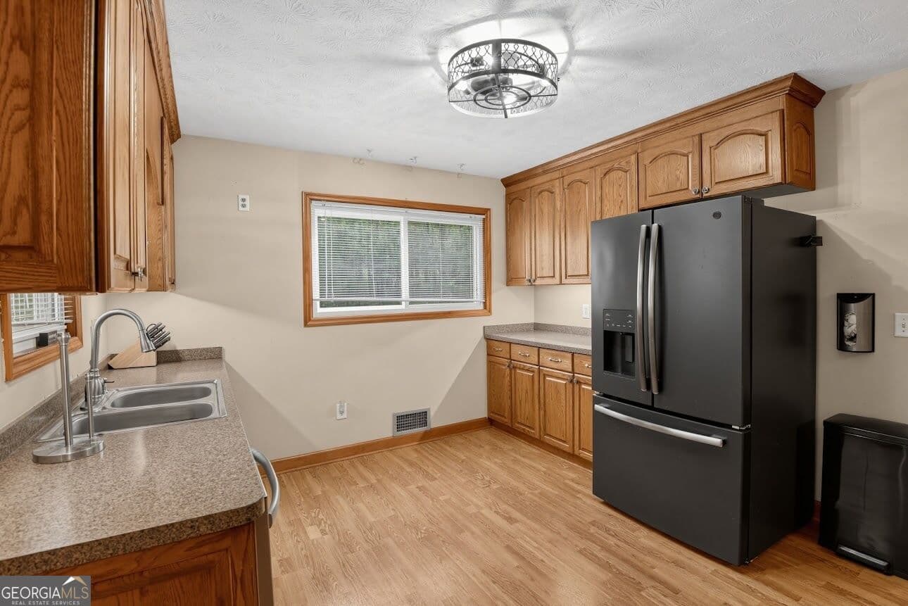 6 bedroom, 4 bathroom single family residence for sale at 5163 W Chapel Hill Road, Douglasville, GA 30135 — photo 8