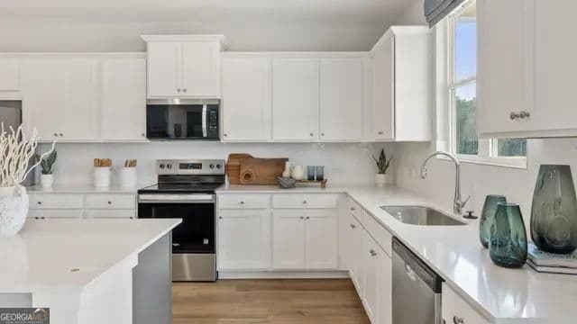 5 bedroom, 4 bathroom, 3,021 sq ft single family residence for sale at 74 Sanborne View Drive, Jefferson, GA 30549 — photo 6