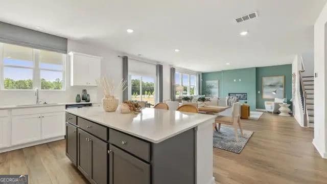 5 bedroom, 4 bathroom, 3,021 sq ft single family residence for sale at 74 Sanborne View Drive, Jefferson, GA 30549 — photo 7