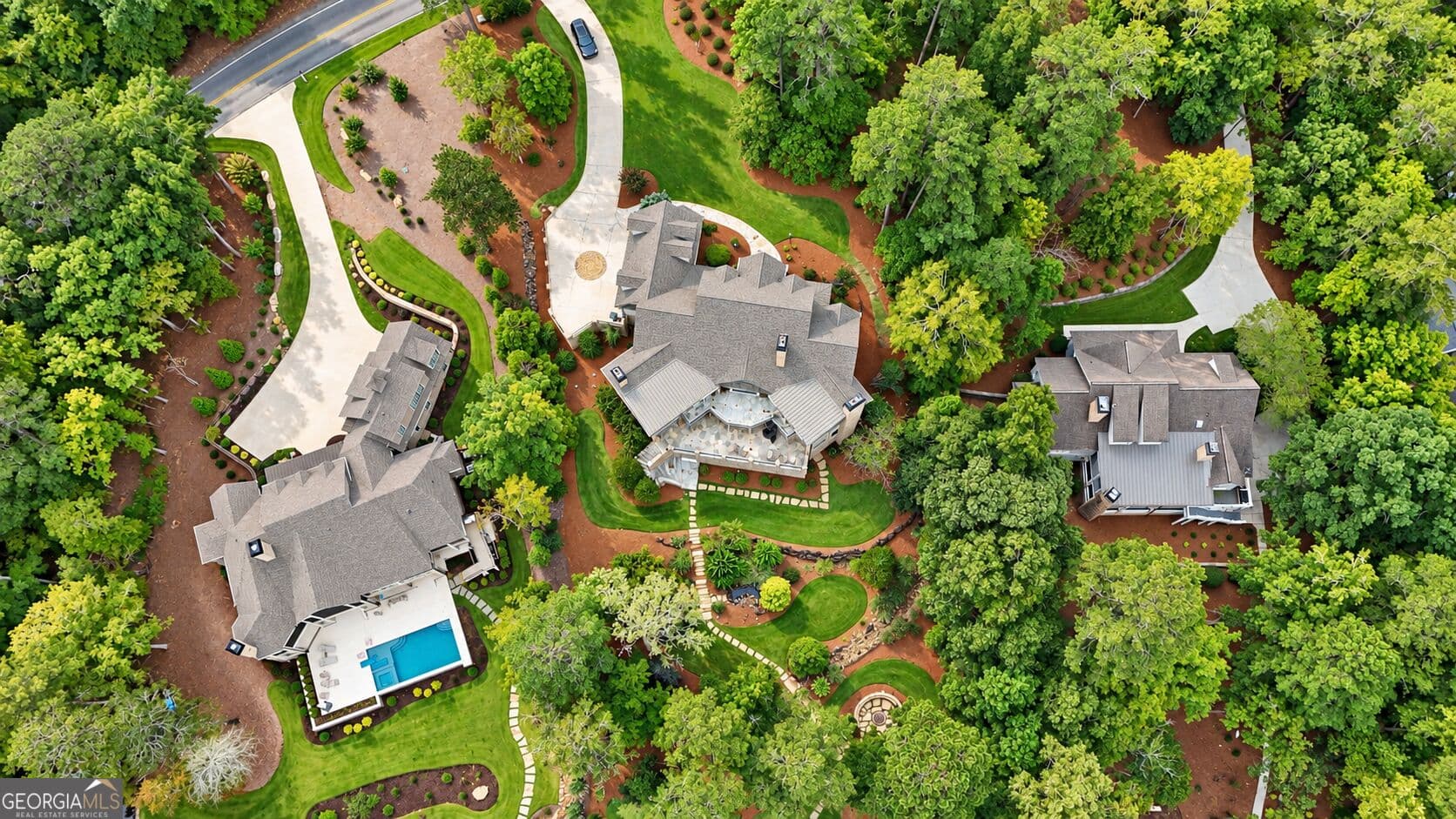 5 bedroom, 5 bathroom, 7,651 sq ft single family residence for sale at 1611 Pine Grove Road, Greensboro, GA 30642 — photo 8