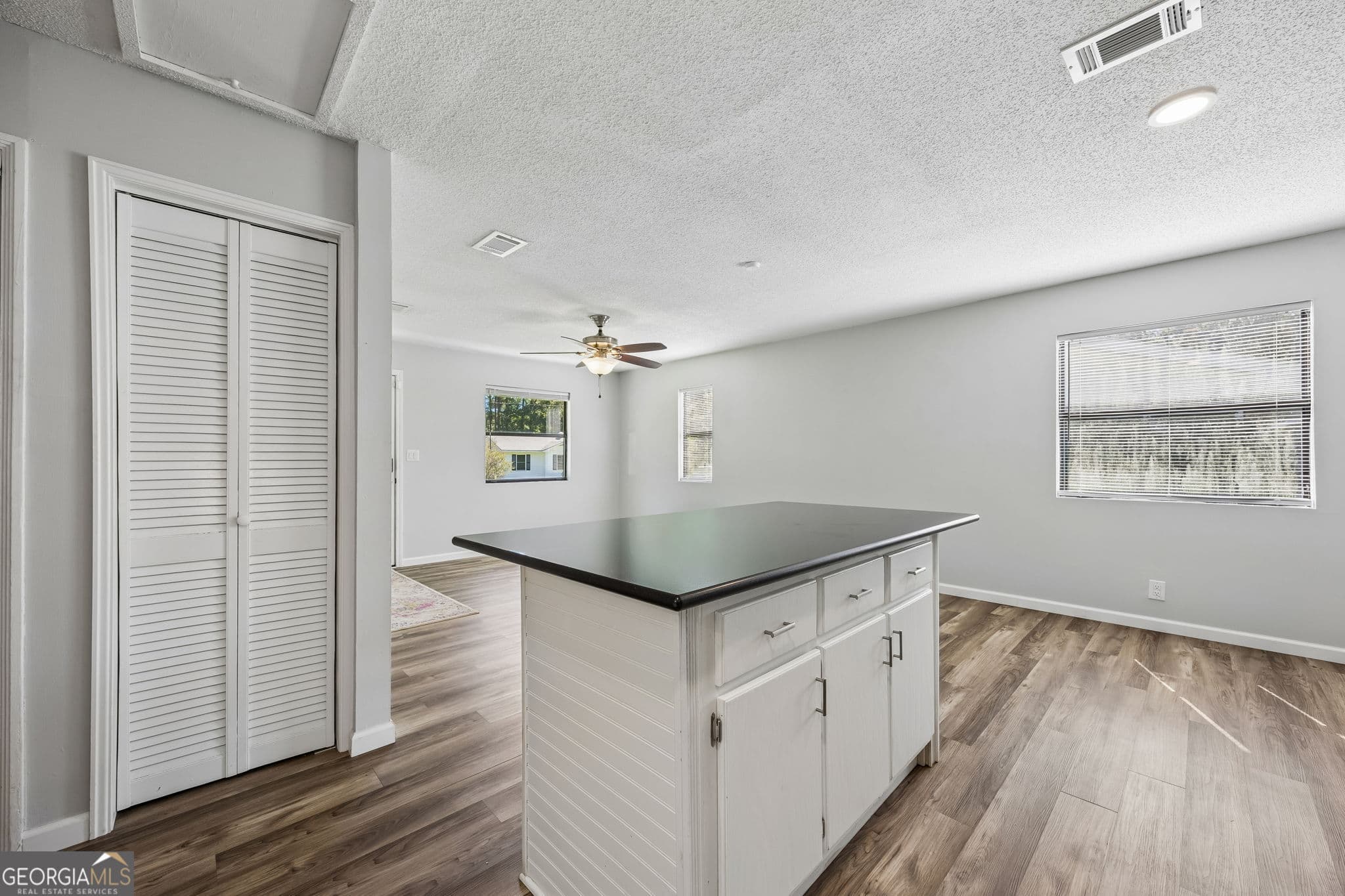 3 bedroom, 2 bathroom, 1,280 sq ft single family residence under contract at 125 Borrell Boulevard, St. Marys, GA 31558 — photo 7