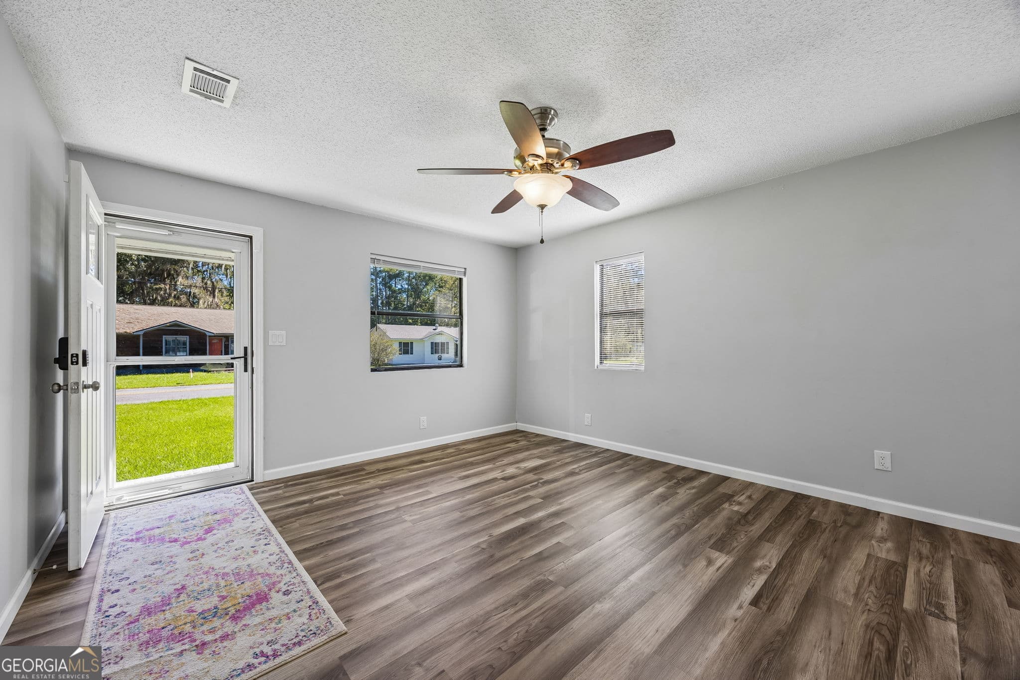 3 bedroom, 2 bathroom, 1,280 sq ft single family residence under contract at 125 Borrell Boulevard, St. Marys, GA 31558 — photo 3