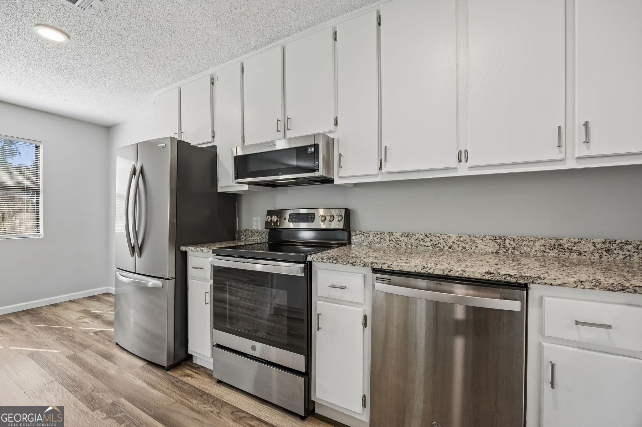 3 bedroom, 2 bathroom, 1,280 sq ft single family residence under contract at 125 Borrell Boulevard, St. Marys, GA 31558 — photo 8