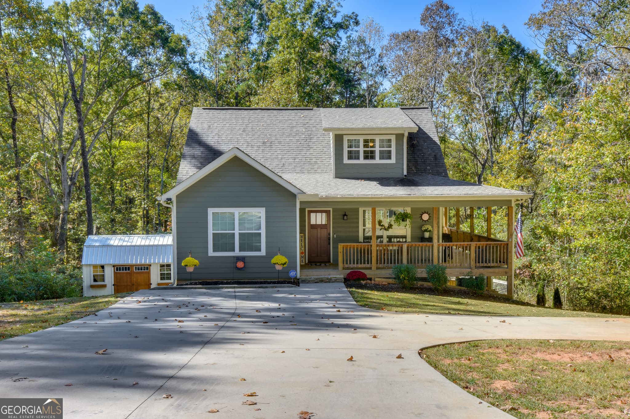 3 bedroom, 2 bathroom, 1,624 sq ft single family residence for sale at 6035 Yellow Creek Road, Murrayville, GA 30564 — photo 3