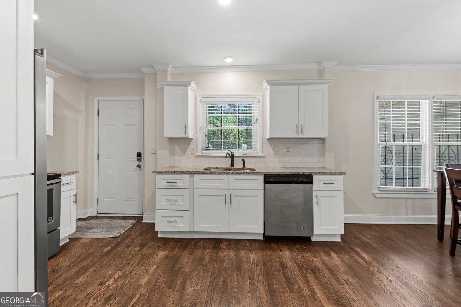 4 bedroom, 2 bathroom, 1,821 sq ft single family residence for sale at 1619 Sylvan Road, Atlanta, GA 30310 — photo 10