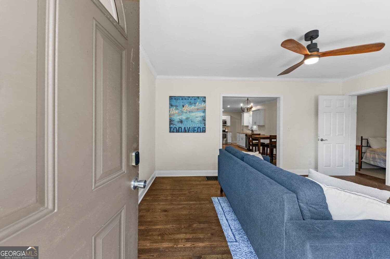 4 bedroom, 2 bathroom, 1,821 sq ft single family residence for sale at 1619 Sylvan Road, Atlanta, GA 30310 — photo 4