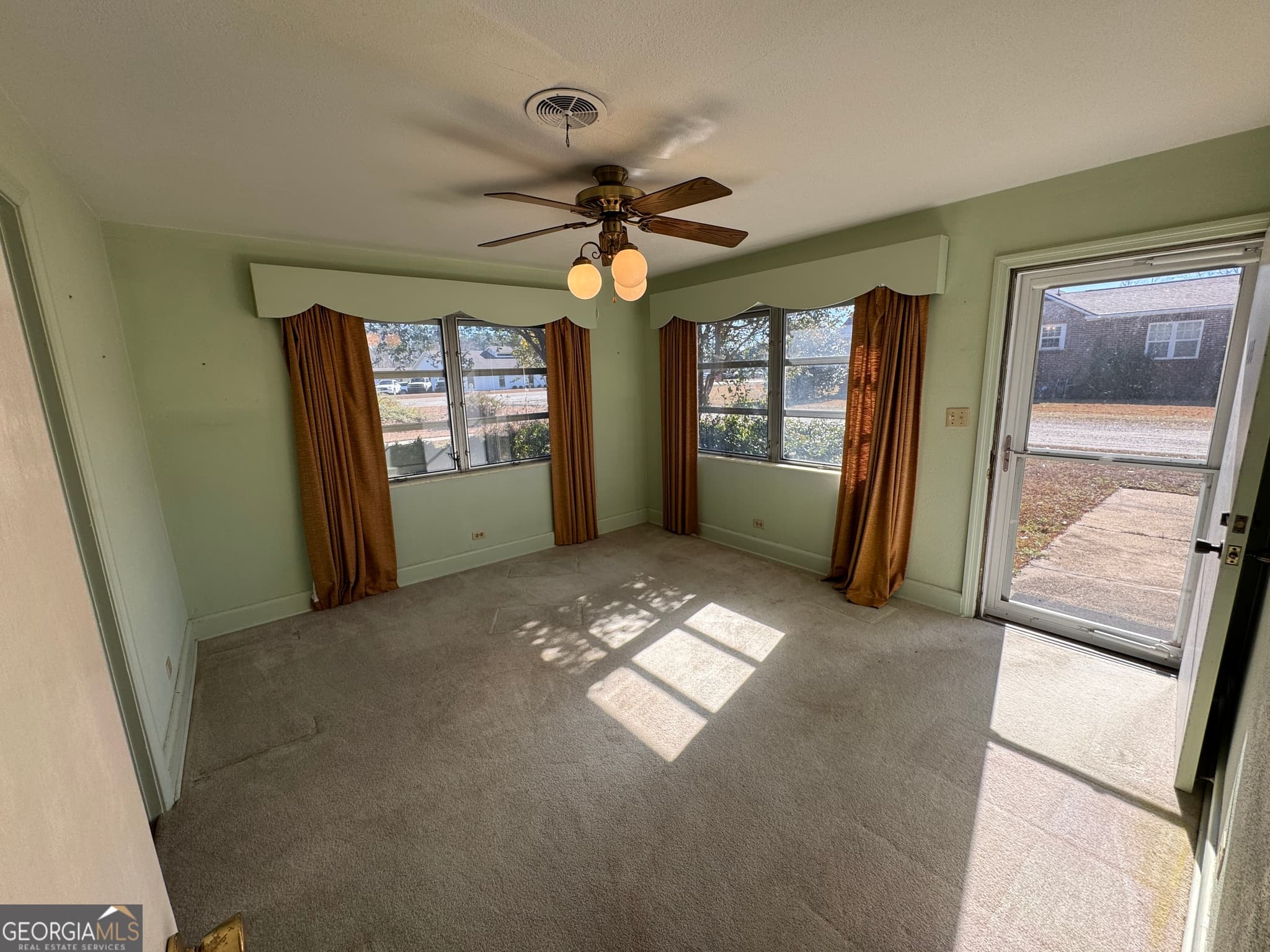 3 bedroom, 2 bathroom, 2,587 sq ft single family residence for sale at 465 Cedar Street, Metter, GA 30439 — photo 8