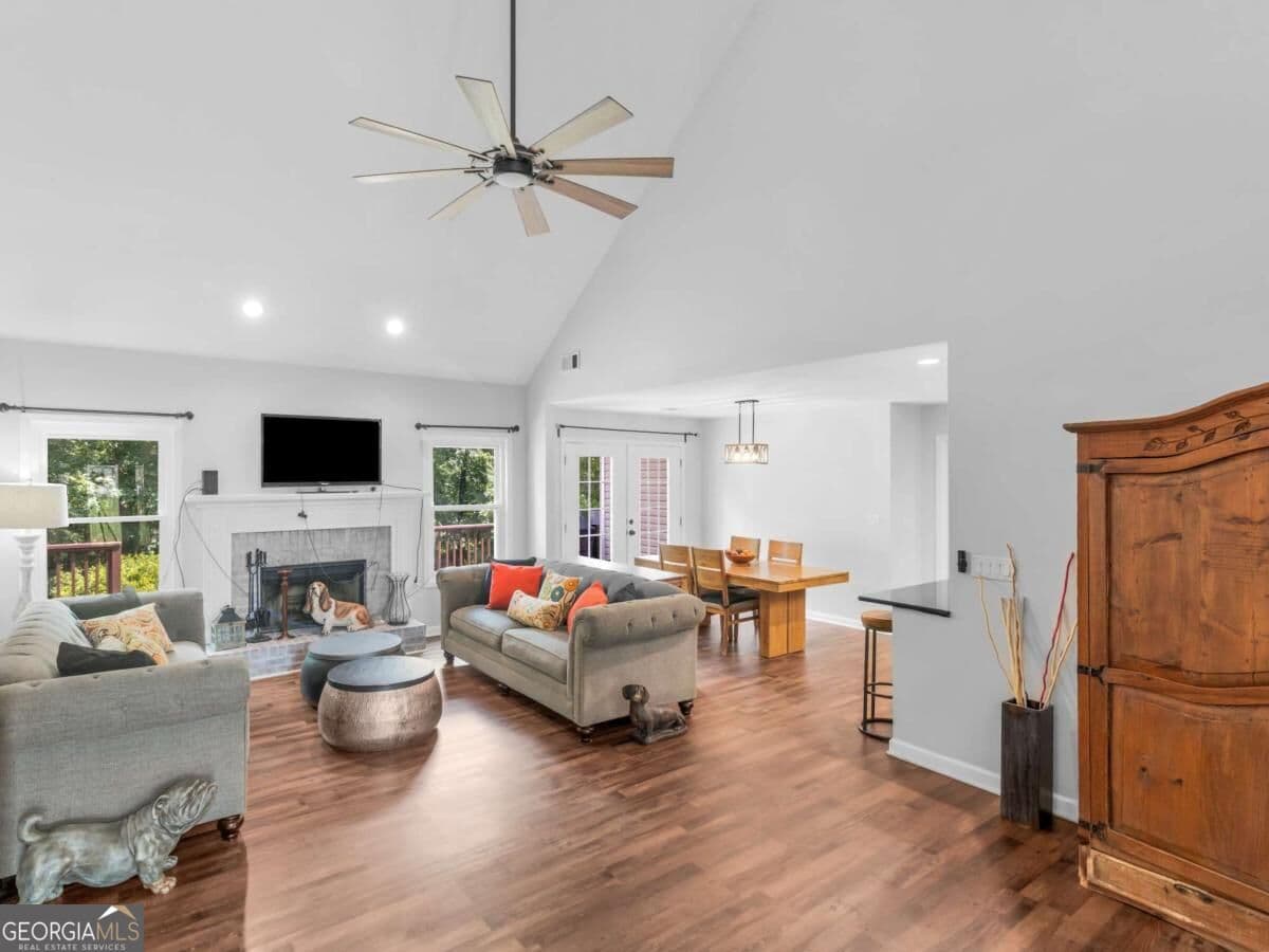 5 bedroom, 3 bathroom, 3,200 sq ft single family residence for sale at 545 Barhams Ridge Drive, Mcdonough, GA 30252 — photo 10