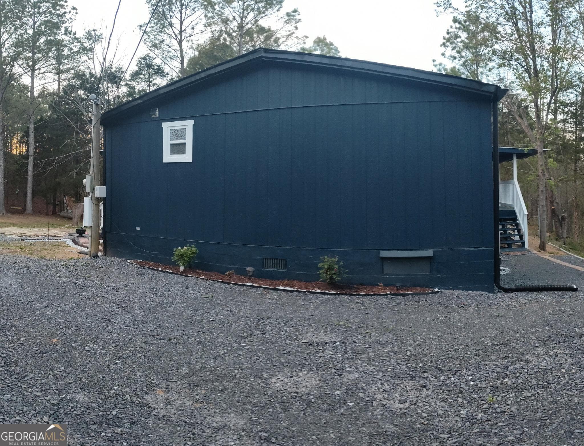2 bedroom, 2 bathroom, 1,152 sq ft manufactured home,single family residence for sale at 62 Short Oak Road, Chatsworth, GA 30705 — photo 7