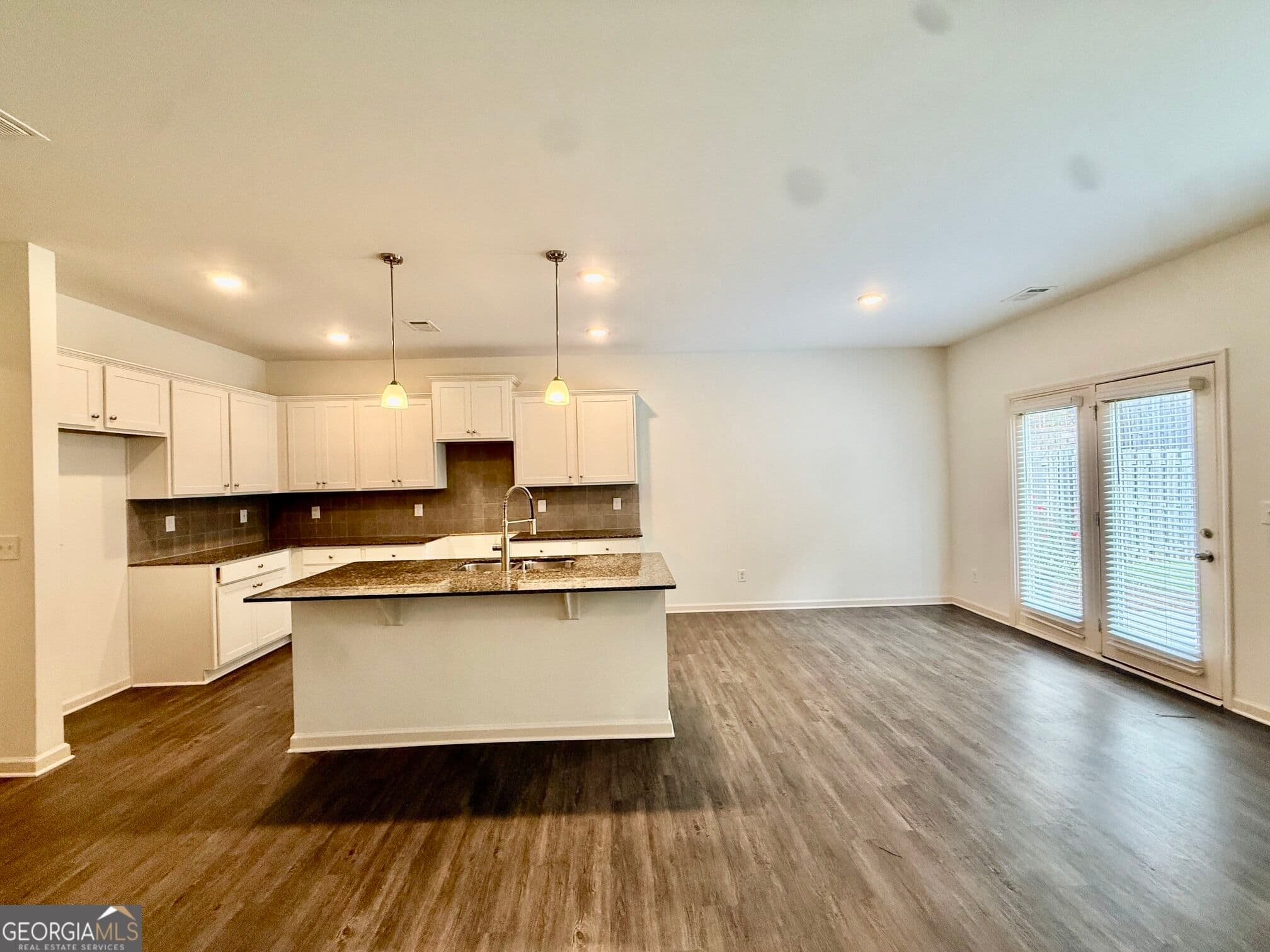 3 bedroom, 2.5 bathroom, 1,962 sq ft single family residence for sale at 156 Woodhouse Circle, Acworth, GA 30102 — photo 6
