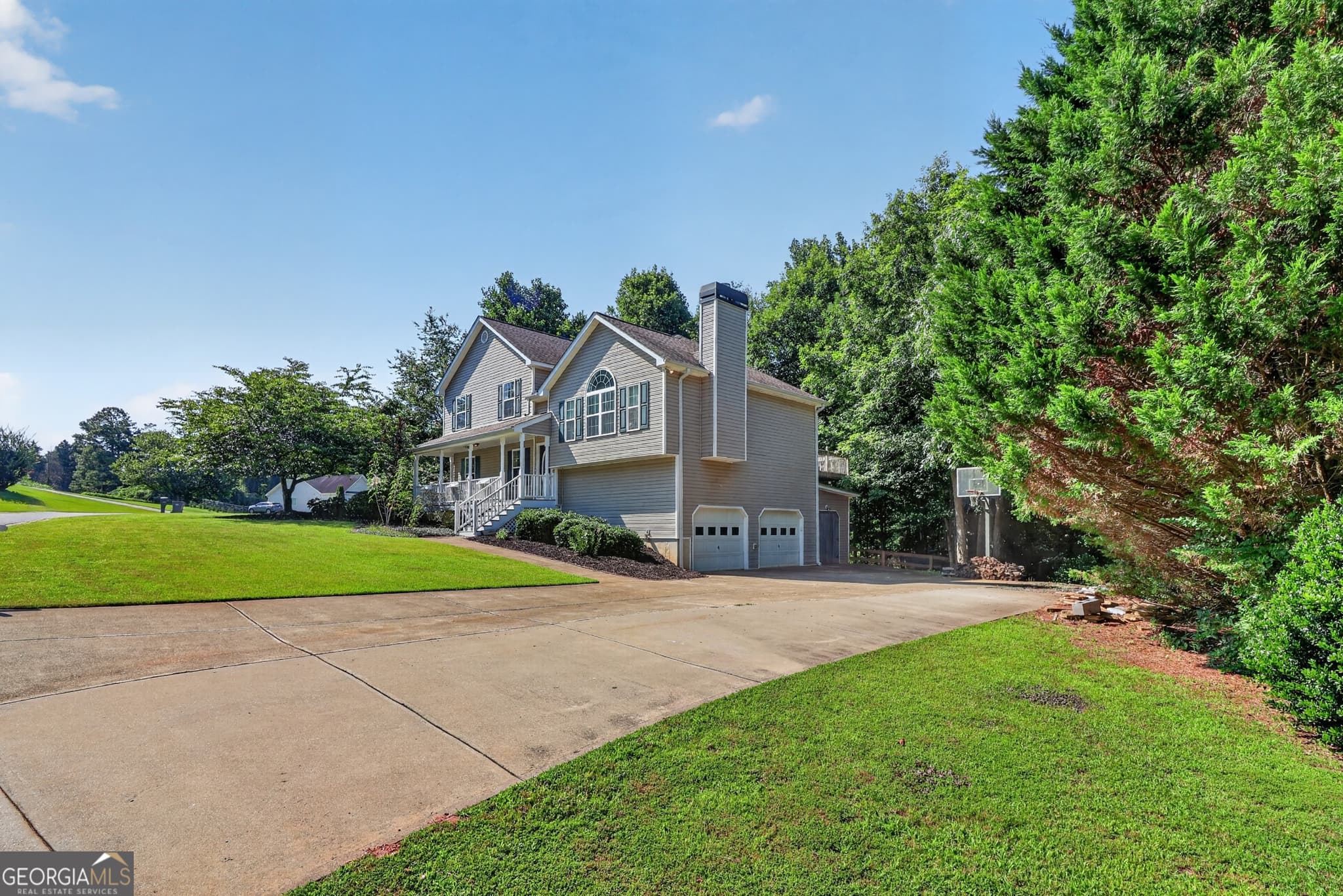 4 bedroom, 3 bathroom, 2,380 sq ft single family residence for sale at 115 Nelson Ridge Drive, Ball Ground, GA 30107 — photo 8