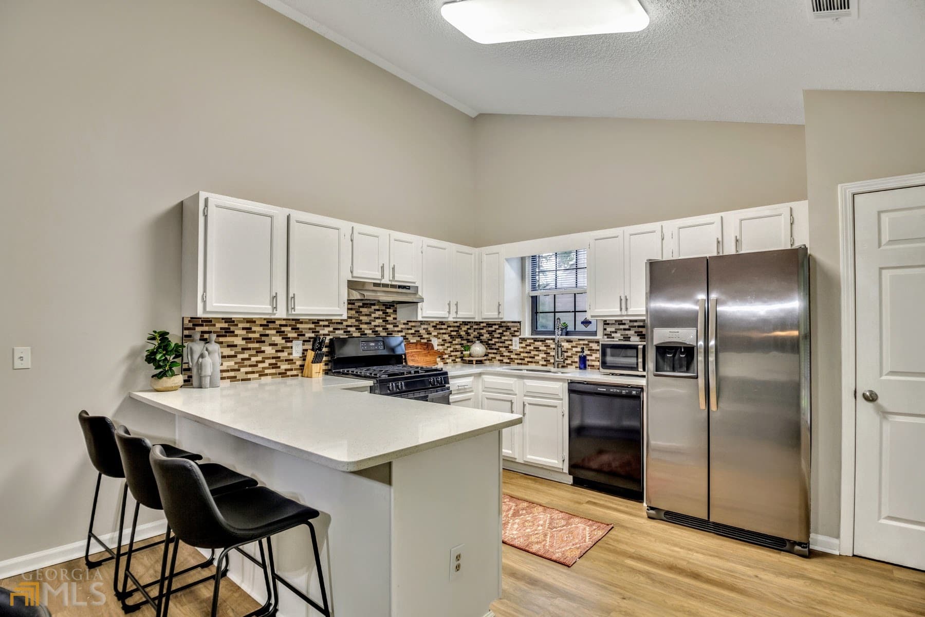3 bedroom, 2 bathroom, 1,800 sq ft single family residence for rent at 2025 Winsburg Drive, Kennesaw, GA 30144 for $5,500 a month — photo 6