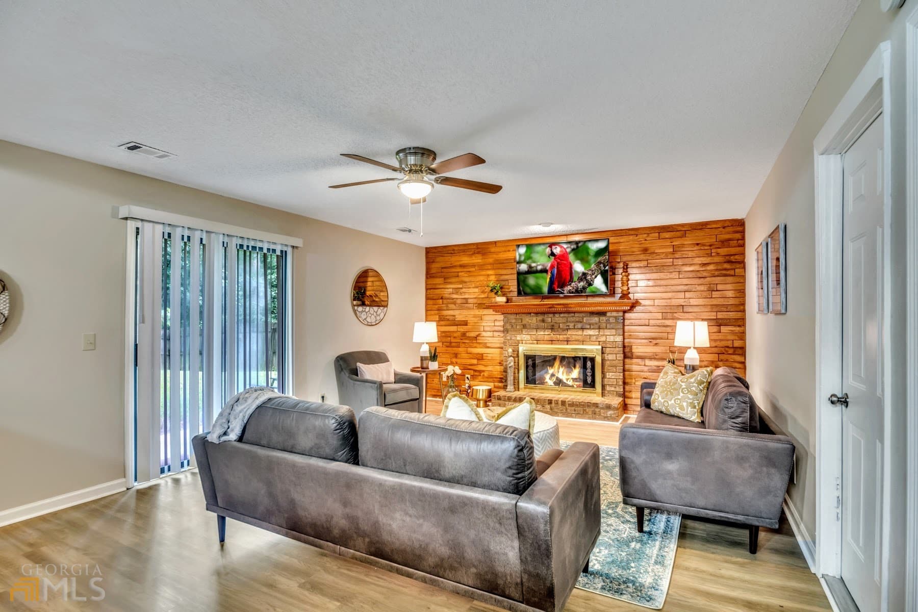 3 bedroom, 2 bathroom, 1,800 sq ft single family residence for rent at 2025 Winsburg Drive, Kennesaw, GA 30144 for $5,500 a month — photo 1 of 28