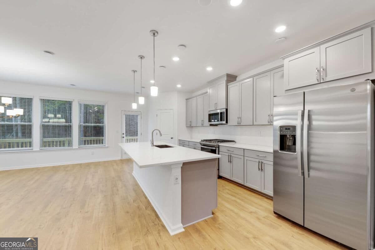 4 bedroom, 3.5 bathroom, 2,430 sq ft townhouse for rent at 1447 Halstead Place 1447, Suwanee, GA 30024 for $3,195 a month — photo 4