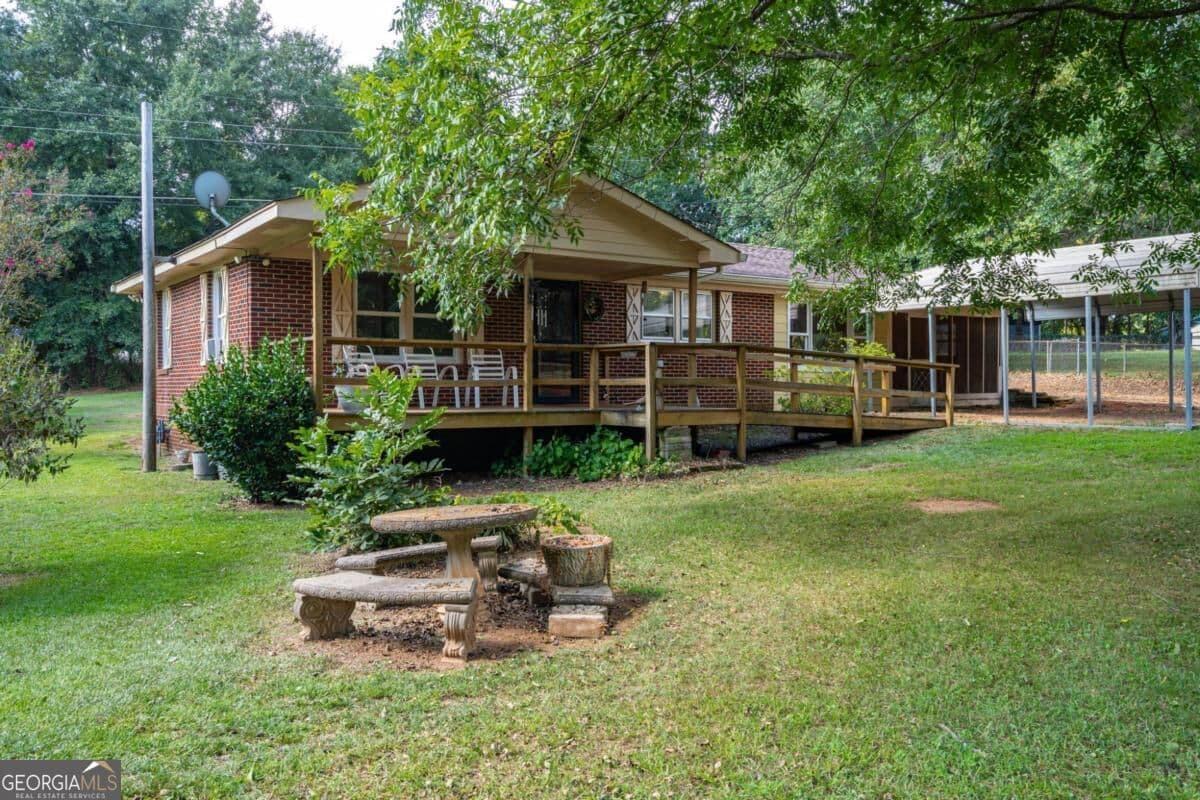 2 bedroom, 1 bathroom, 1,248 sq ft single family residence for sale at 124 Piedmont Road, Hull, GA 30646 — photo 9