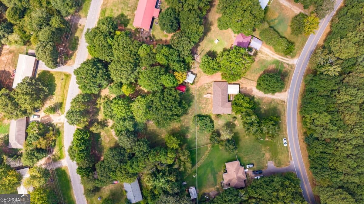 2 bedroom, 1 bathroom, 1,248 sq ft single family residence for sale at 124 Piedmont Road, Hull, GA 30646 — photo 8