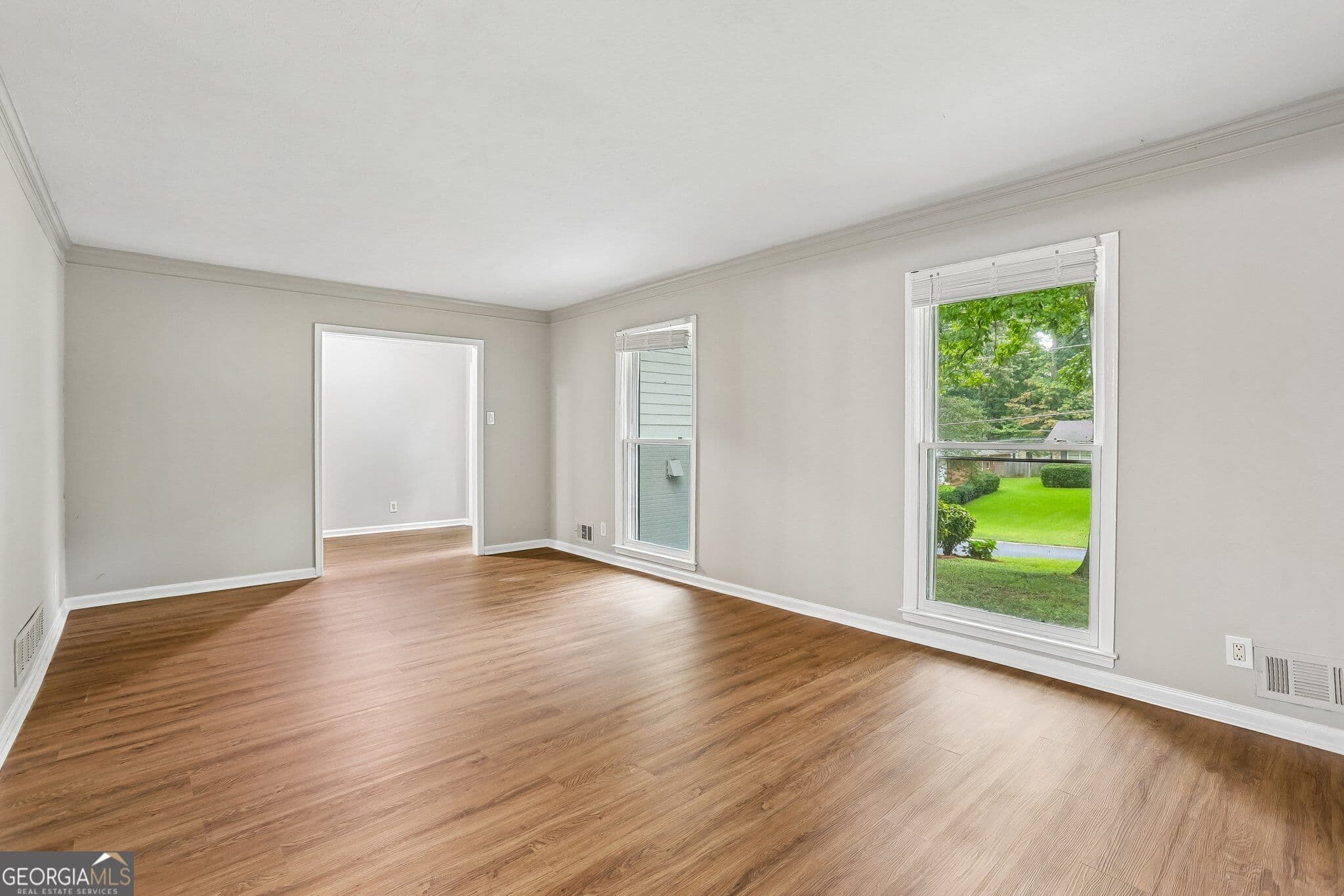 4 bedroom, 2.5 bathroom, 2,477 sq ft single family residence for sale at 2896 Haverford Lane, Marietta, GA 30067 — photo 3