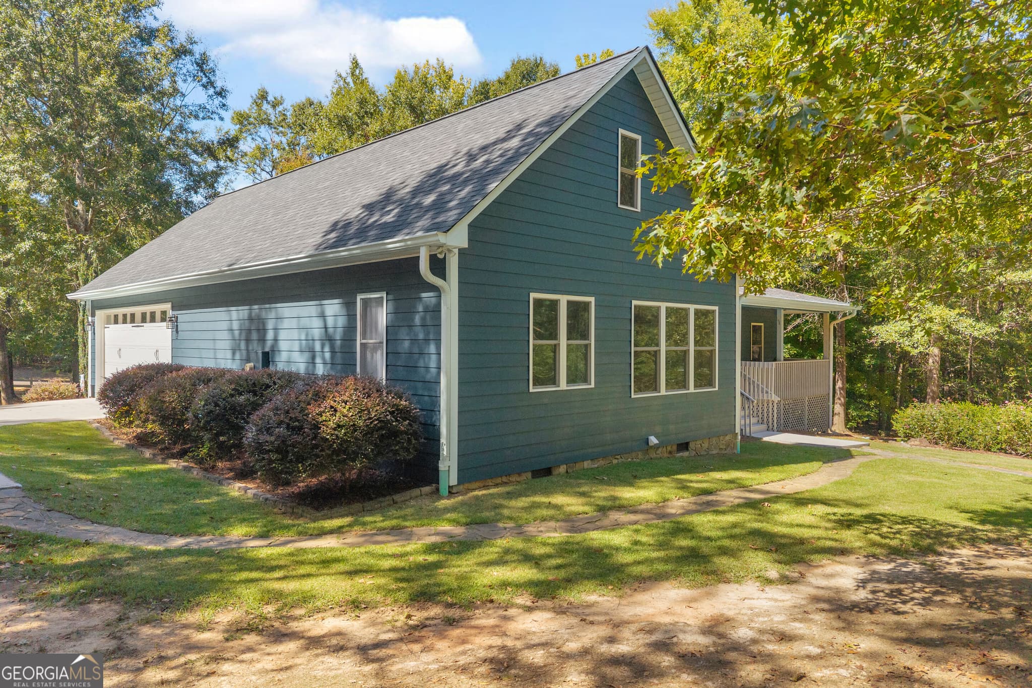3 bedroom, 2 bathroom, 2,400 sq ft single family residence for sale at 1651 Springfield Drive, Elberton, GA 30635 — photo 7