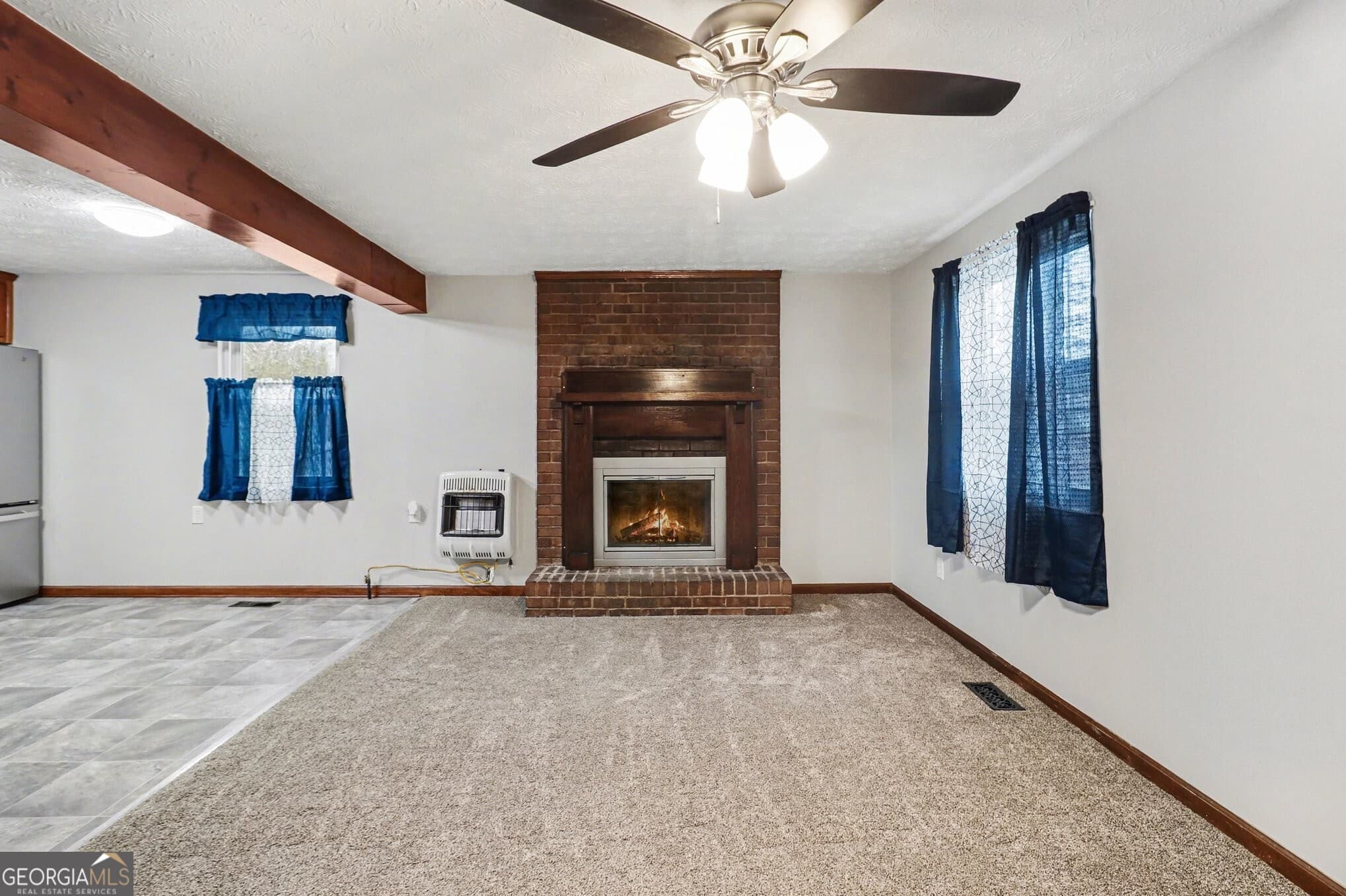 3 bedroom, 2 bathroom, 1,284 sq ft single family residence for sale at 3864 YEAGER Road, Douglasville, GA 30135 — photo 6