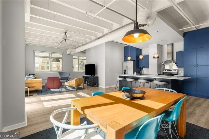 2 bedroom, 2 bathroom condominium sold at 805 Peachtree Street 220, Atlanta, GA 30308
