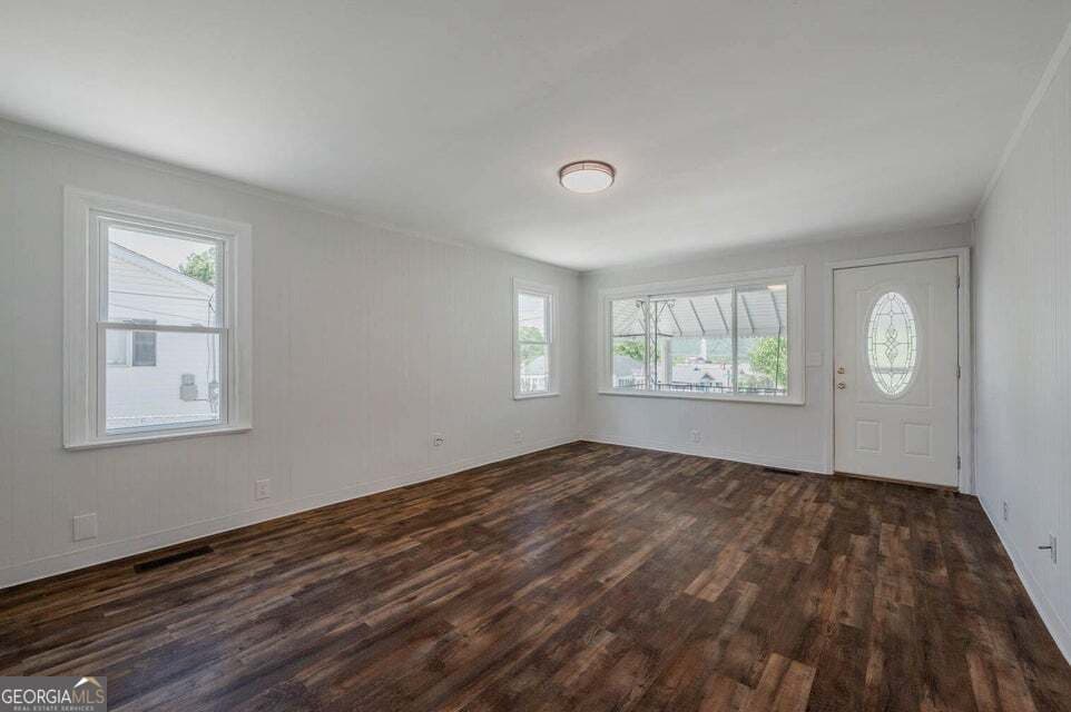 3 bedroom, 2 bathroom, 1,356 sq ft single family residence for sale at 405 Andrews Street, Rossville, GA 30741 — photo 6