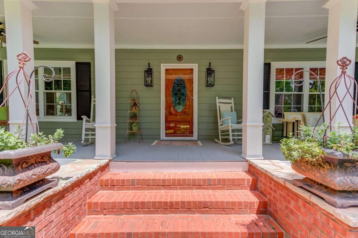 4 bedroom, 2.5 bathroom, 2,945 sq ft single family residence for sale at 1140 Beaver Dam Road, Hoschton, GA 30548 — photo 5