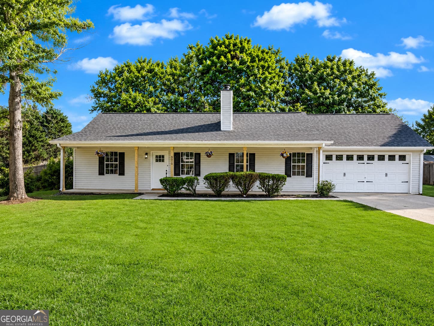 3 bedroom, 2 bathroom, 1,378 sq ft single family residence sold at 930 Century Oak Drive, Winder, GA 30680