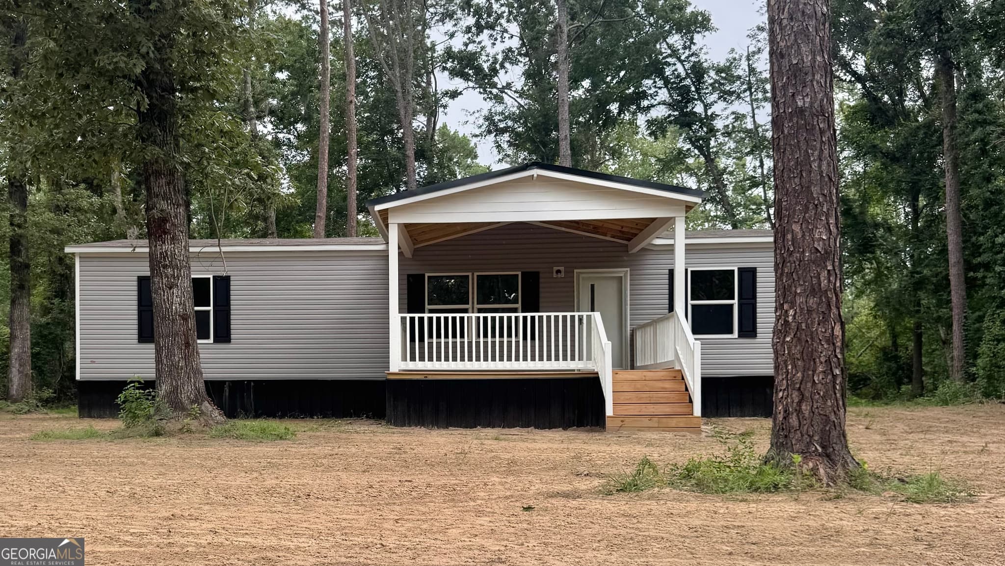 3 bedroom, 2 bathroom, 1,456 sq ft manufactured home,single family residence for sale at 231 Miles Road, Uvalda, GA 30473 — photo 4