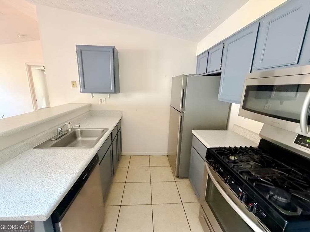 2 bedroom, 2 bathroom, 1,248 sq ft condominium for sale at 4265 Parkview Court, Stone Mountain, GA 30083 — photo 6